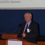 Dr. Matthias Schmidt Ohlemann blickt auf die Ergebnisse der Mobilen Rehabilitation