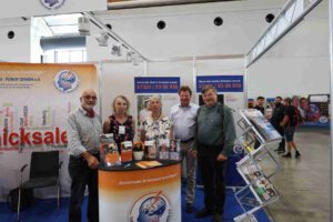 Vorstand trifft sich am Messestand: Karl-Eugen Siegel, Ingrid Zoeger, Roswitha Stille, Sebastian Lemme, Prof. Manfred Schlich